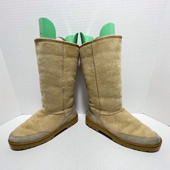 UGG Australia 5340 Tall Braid Winter Boots - Picture 10 of 14